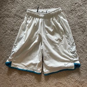 Nike Basketball Shorts Youth M